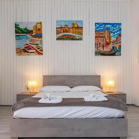 Art Design - Center Apartman Milánó